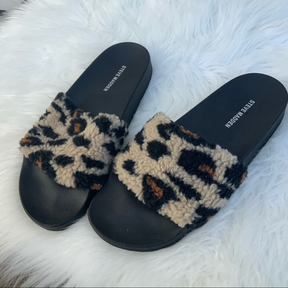 Steve Madden Slides Animal Print Fuzzy 10 - image 3